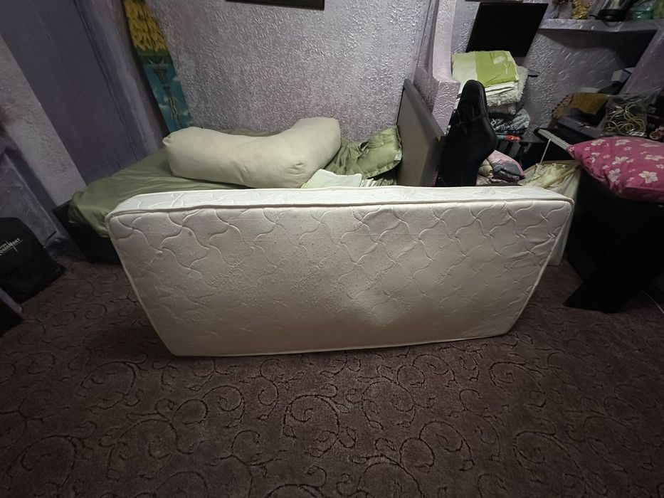 Кровать машинка с матрасом