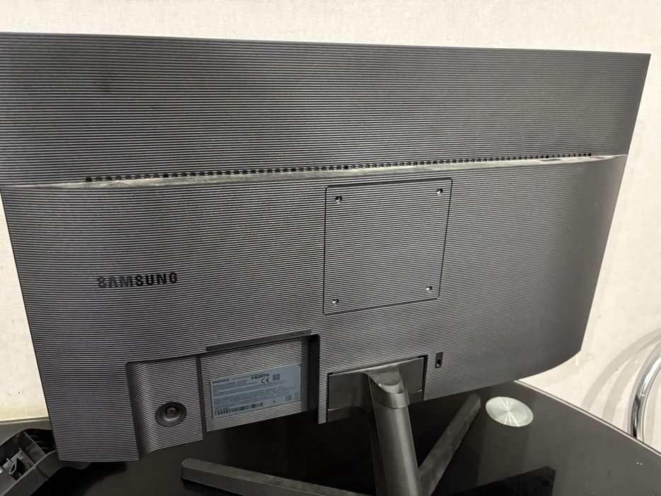 продам монитор