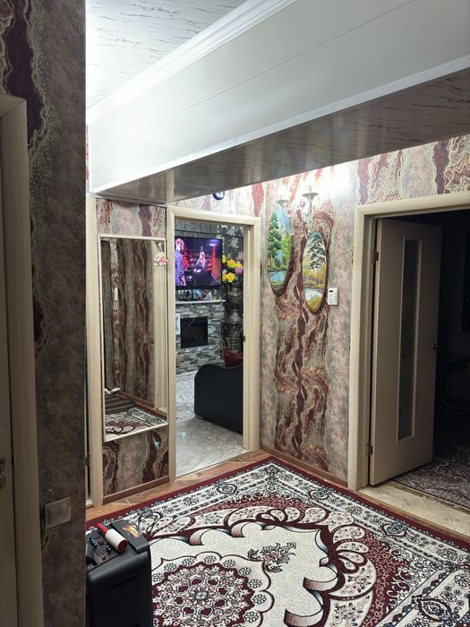 Продаеться 4-х комнатная квартира