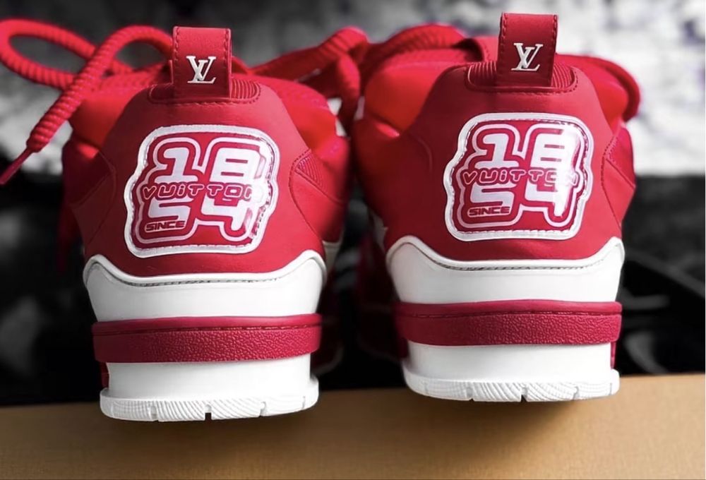 Vand lv skate red noi, cu cutie. Marimi de la 39 la 45 (CALITATE PREMIUM)