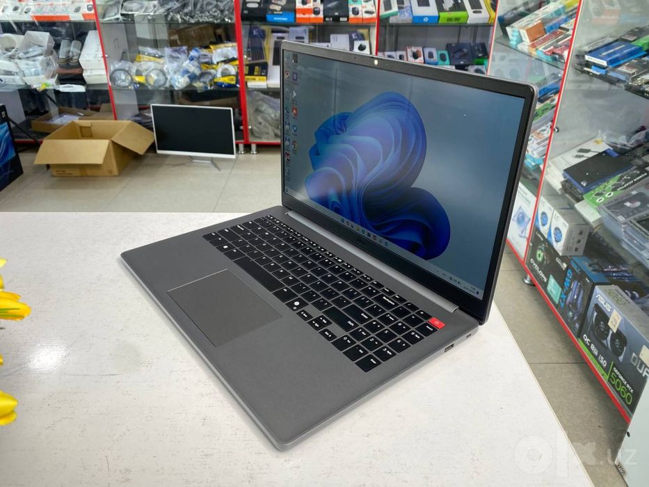 Lg gram i5-13 ideal holatda ingichka model