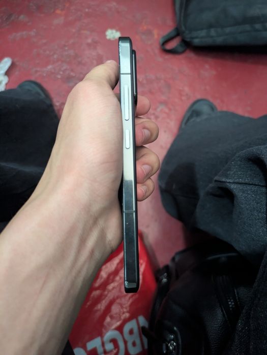 Xiaomi 13 256gb идеал