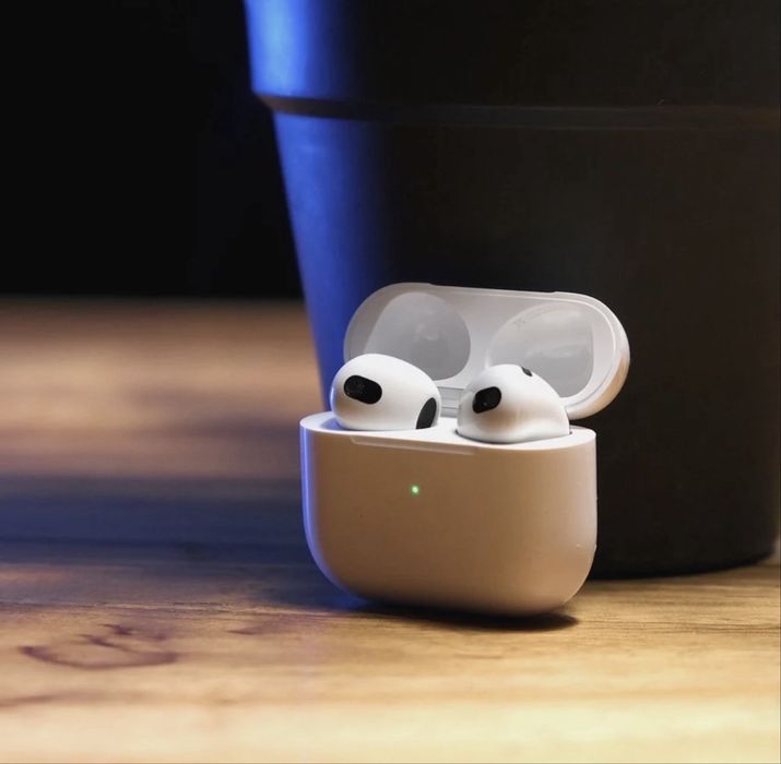 AirPods 3 – Компактни и мощни