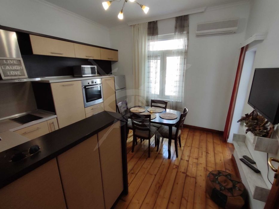 Продава се Тристаен апартамент в Варна, Център - 88 кв.м за 3410 €/кв.м - Снимка #1