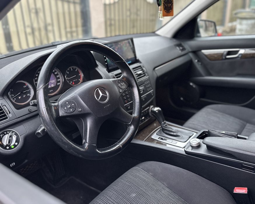 Mercedes-Benz C-Class W204 Avantgarde – C220 CDI 170 CP