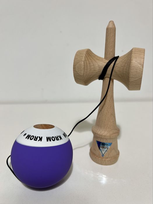 Kendama Krom Pop - Rubber Grip / Bilă Mată (NOUĂ)