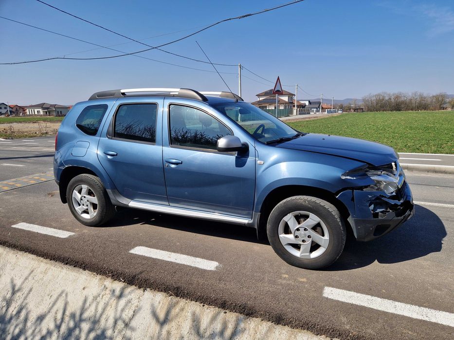 Dacia Duster avariat