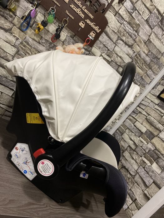 Продам коляску+автолюлька в хорошем состоянии