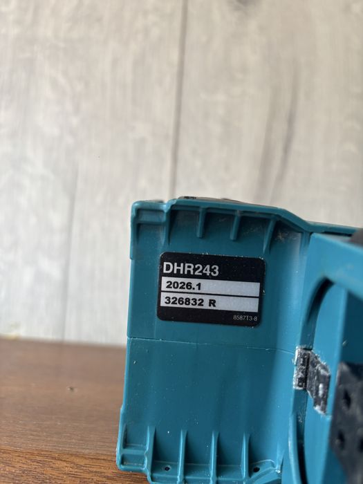 Rotopercutor makita DHR243 2026