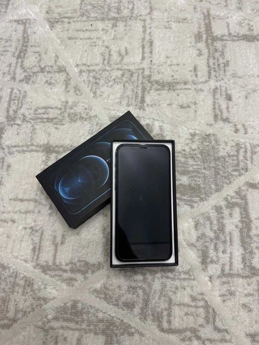 продам iPhone 12 pro