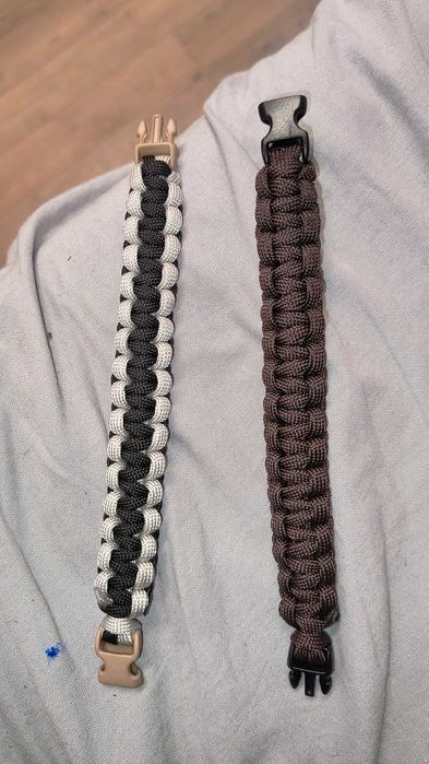 Vând/fac la comanda obiecte din Paracord.