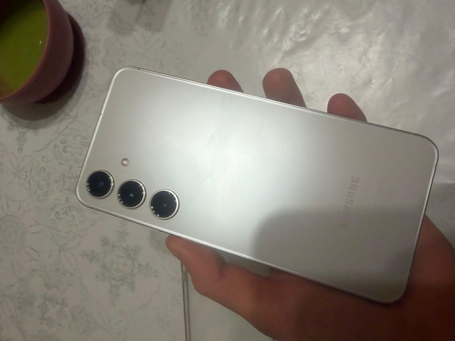 Самсунг с 24 плюс