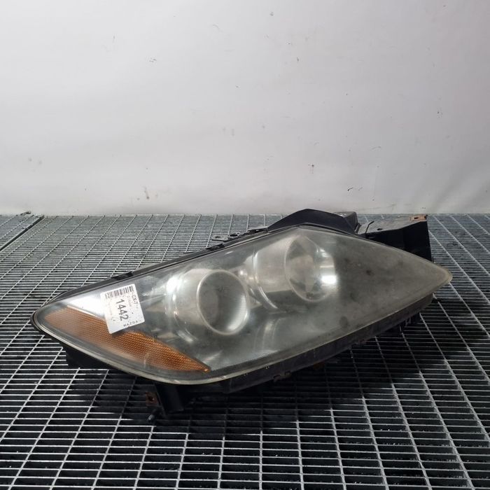 Far Dreapta Mazda CX - 7 2006 - 2012 SUV 4 Usi (1442) Xenon