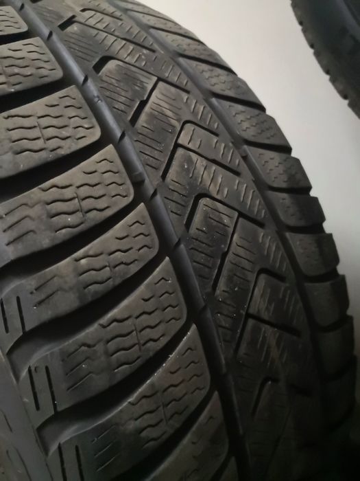 225 45 18 предни 245 40 18 задни гуми спорт пакет 18 цола