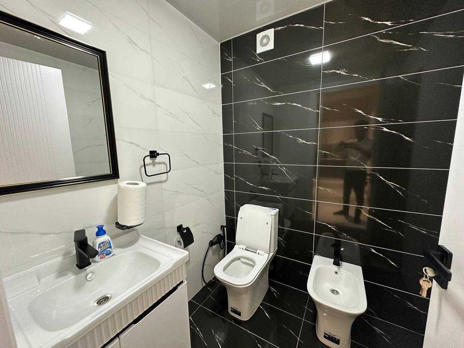 Офис • Ц-1, ор-р Чайков
1 этаж
Площадь: 100 м²