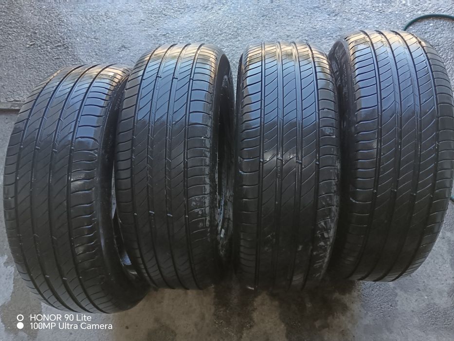 215  60 17 michelin