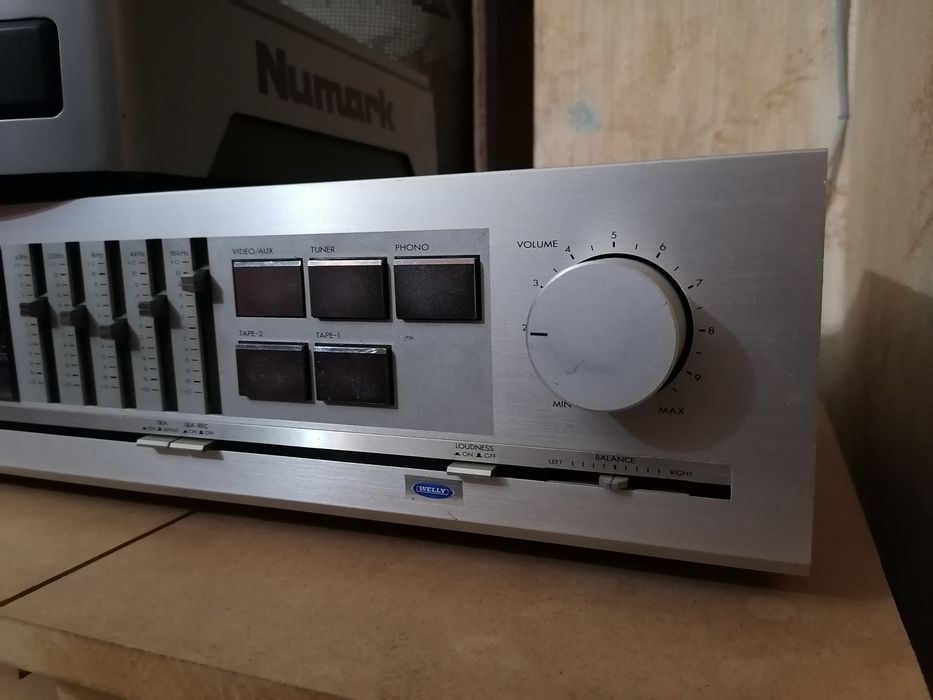 Усилвател JVC A-X 40