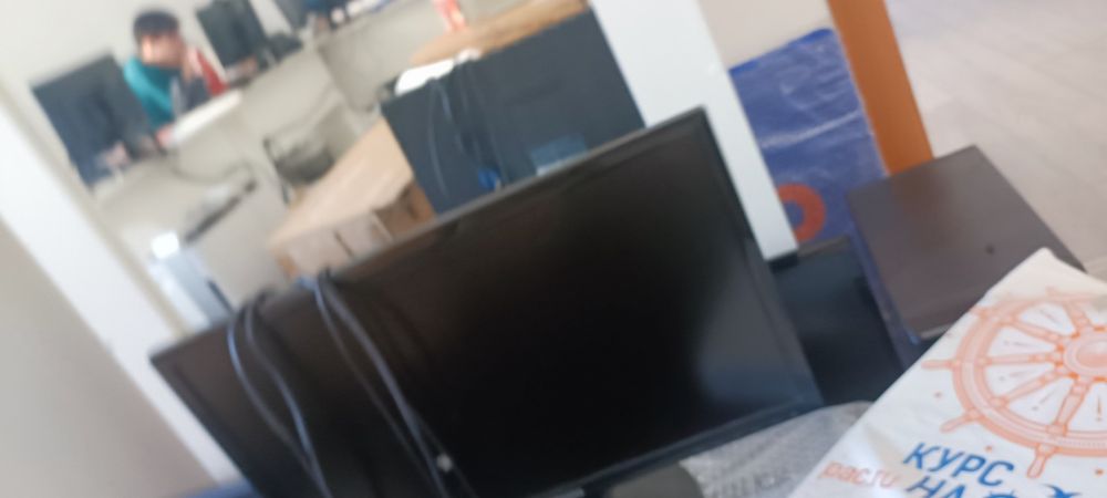 Мониторы 22 дюйма