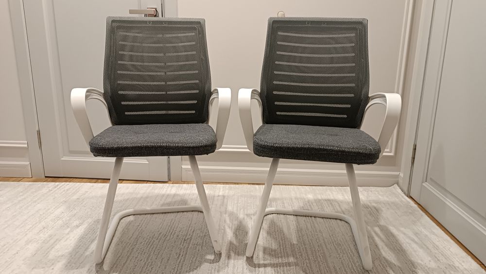 Продам два кресла