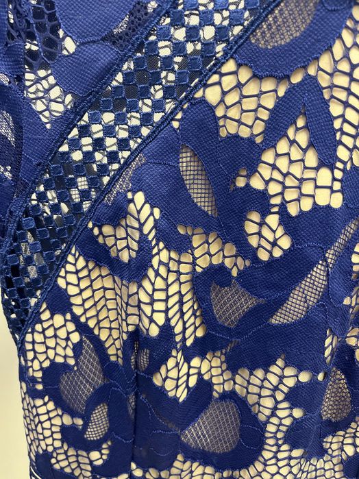 Официална рокля в син цвят