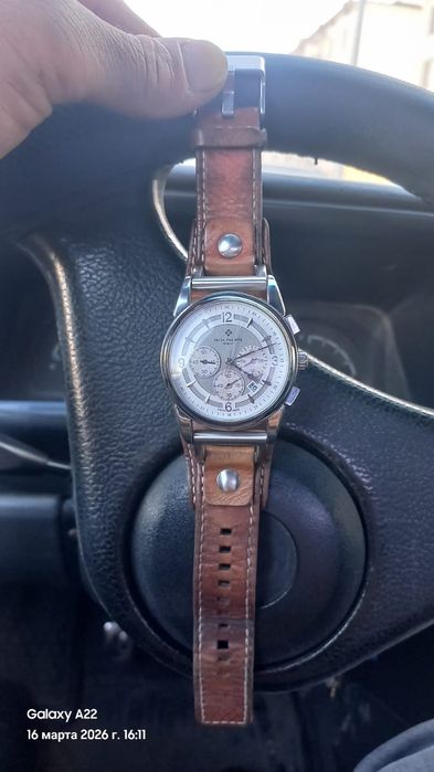 Сагат сатылады. Часы