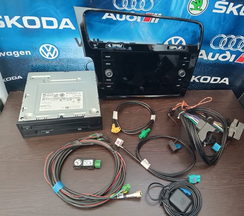 Vând navigație Mib2 modul Carplay și android auto, Bluetoth Golf7 Vw