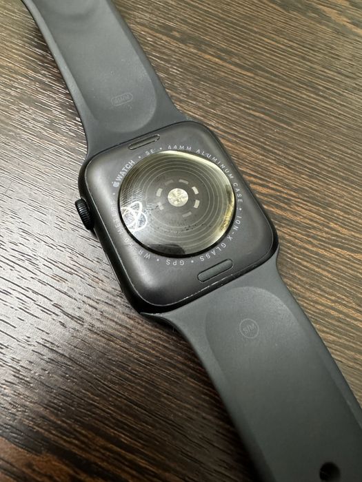 Apple Watch SE (2023) GPS 44mm - S/M