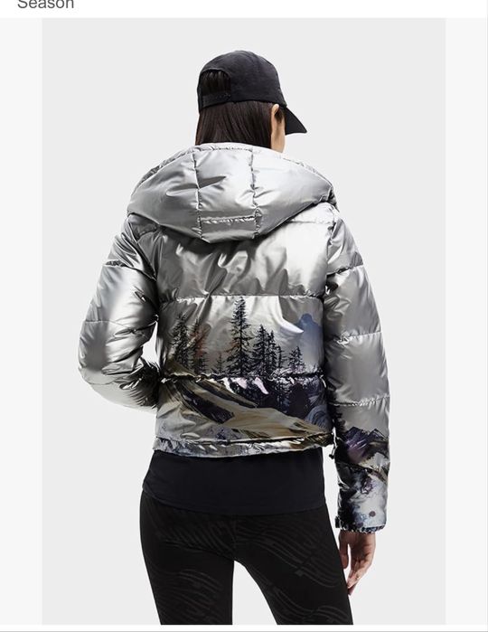 Сребристо топло яке на Desigual