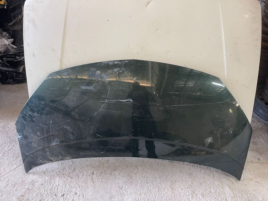 Капот Тоёта Превия