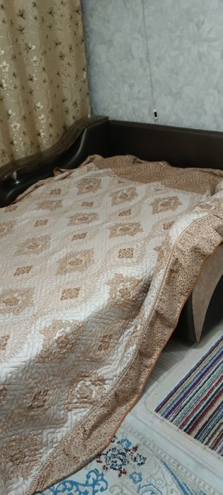 Продам Покрывало коричневого цвета 160см на 2м