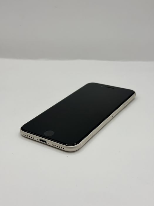 Iphone SE 64GB 98% Garantie Rate BuyBack - iphonezone.ro