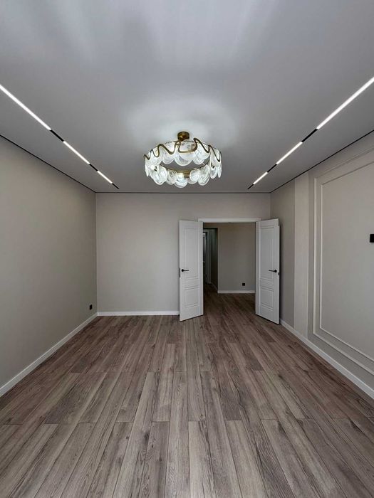 Продается 2 комн квартира Кенесары,64