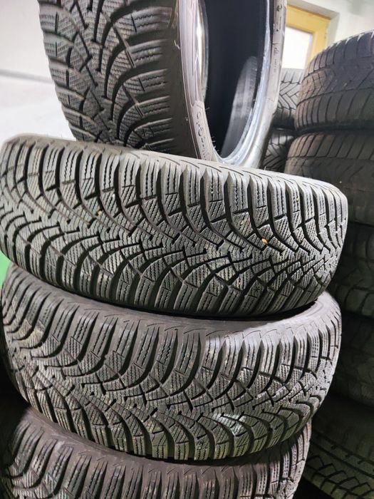 4 бр зимни 205/60/16 Goodyear