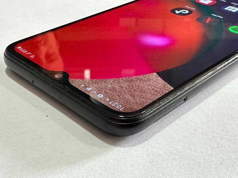 Продавам Samsung Galaxy A02s 32GB Dual SIM