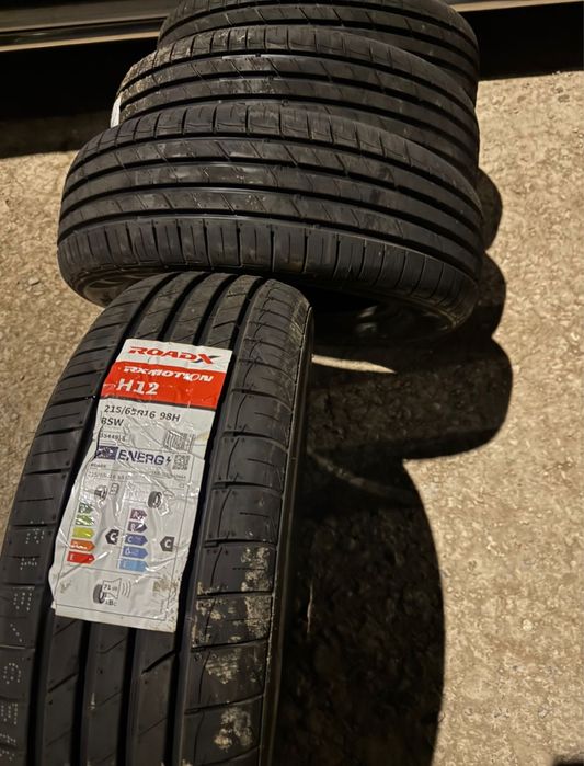 215/65/16 летний шины