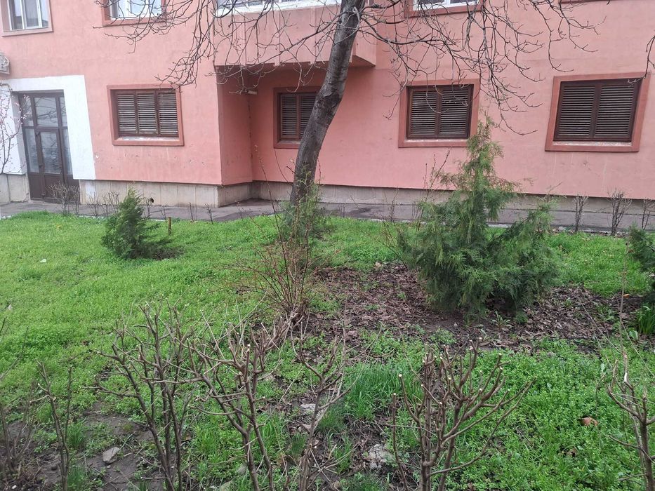 Vand apartament 3 camere, parter, decomandat!!!