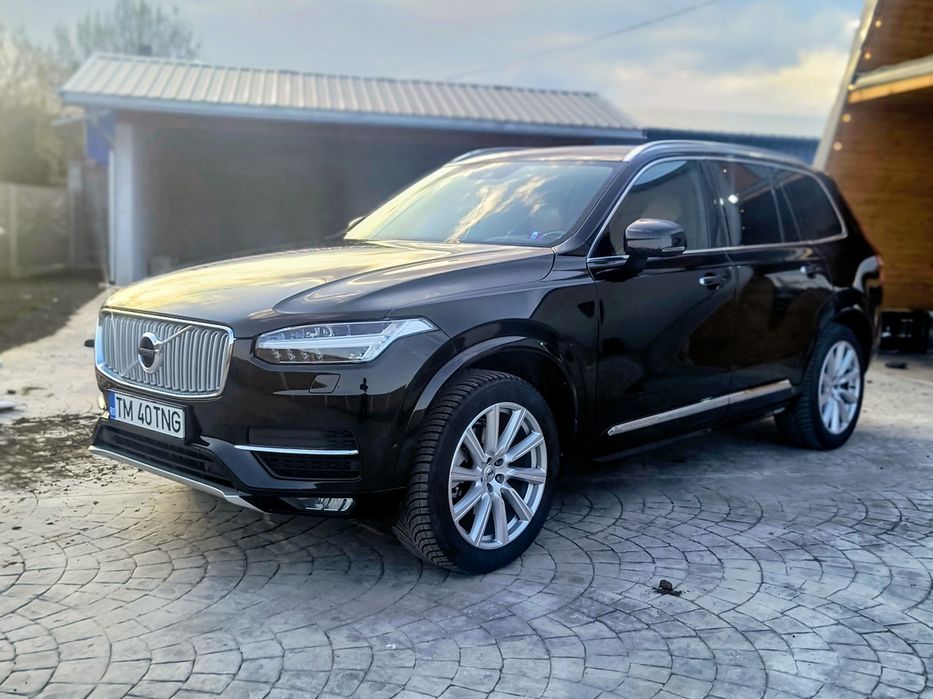 Volvo xc 90 7 locuri 
Nu este pe perne aer și nu ar