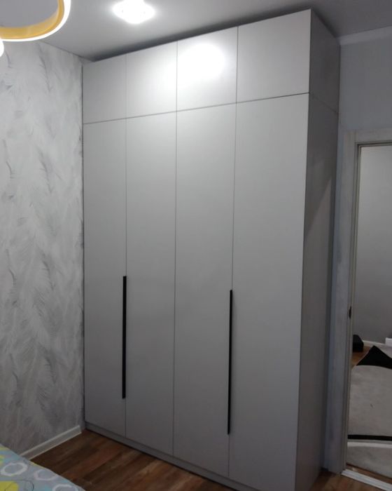 Новые шкафы. Не дорого.