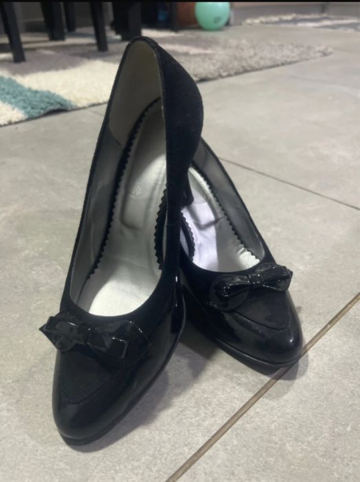 Pantofi marimea 37 piele