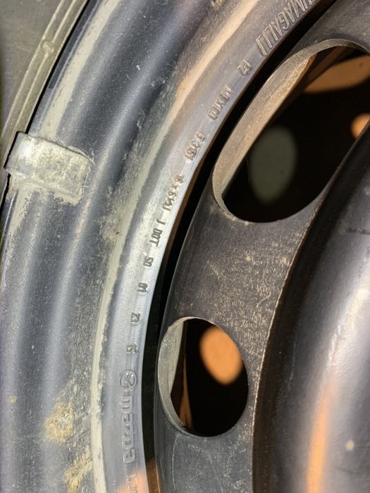 Anv M+S 205/60/16 Semperit pe jante tabla Mazda