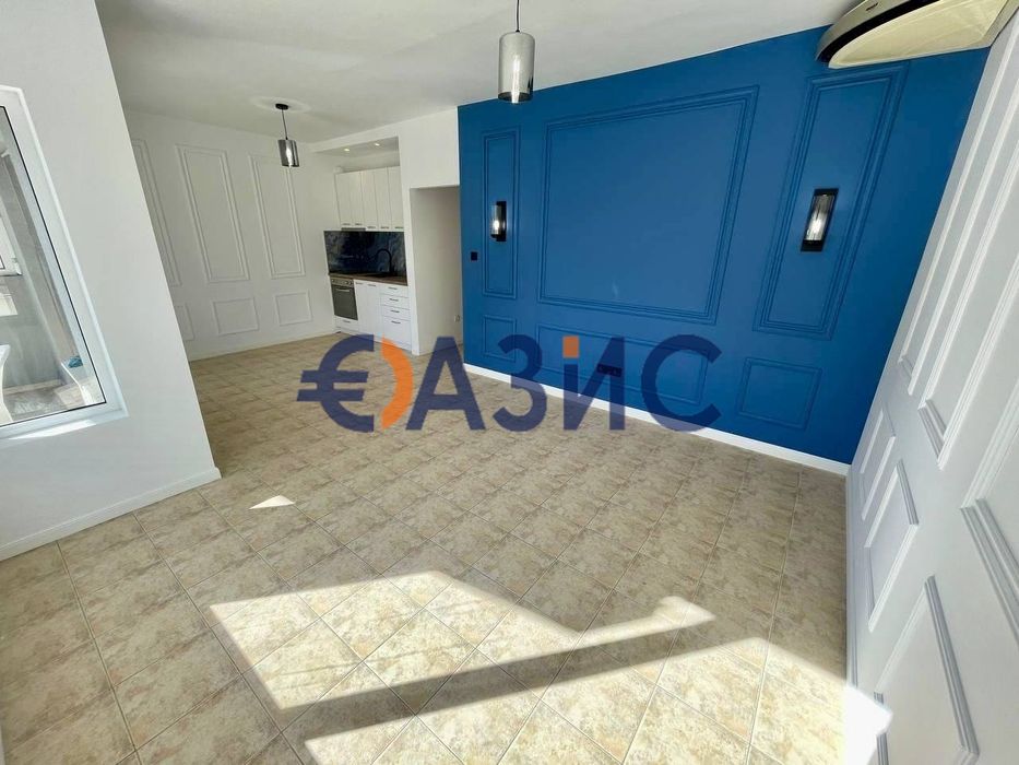 Продава се Двустаен апартамент в Свети Влас - 70 кв.м за 713 €/кв.м - Снимка #13