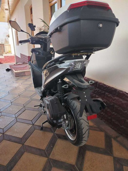 Скутер мопет мотоцикл