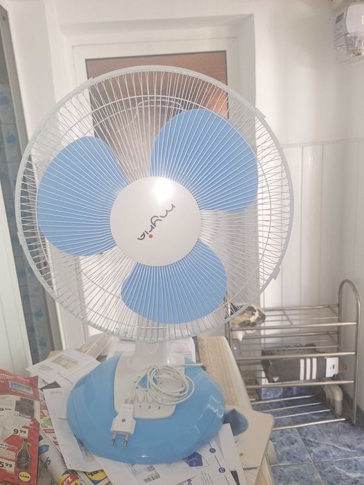 Ventilator de birou MYRIA MY4207, 3 trepte de viteza, 40cm, 40W