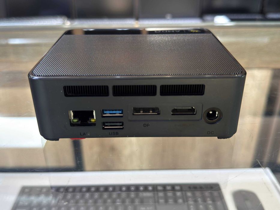 MiNi PC Beeling SER5 PRO Ryzen 7 5825U ram 16 ssd 256 Radeon 4Gb