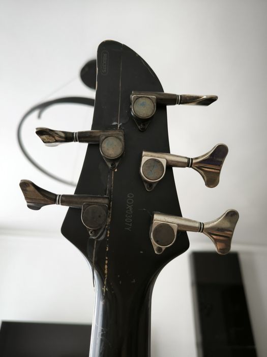 Yamaha RBX375 5-струнна бас китара