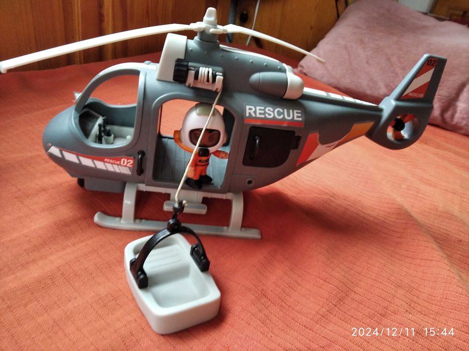 Детски въртолет, самолет, кран