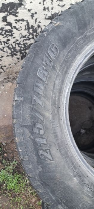 Продам шины 215,70,16