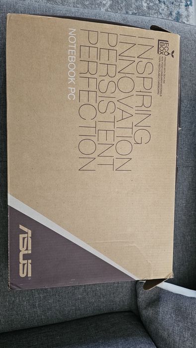 Laptop ASUS X200CA touchscreen,impecabil
