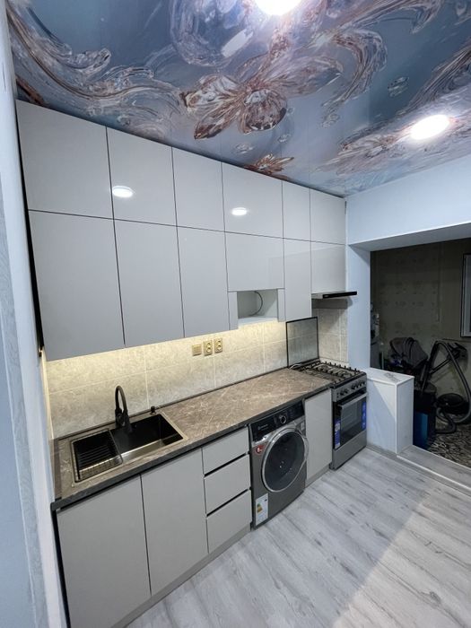 Срочно Продается 2 комнатная квартира с ремонт