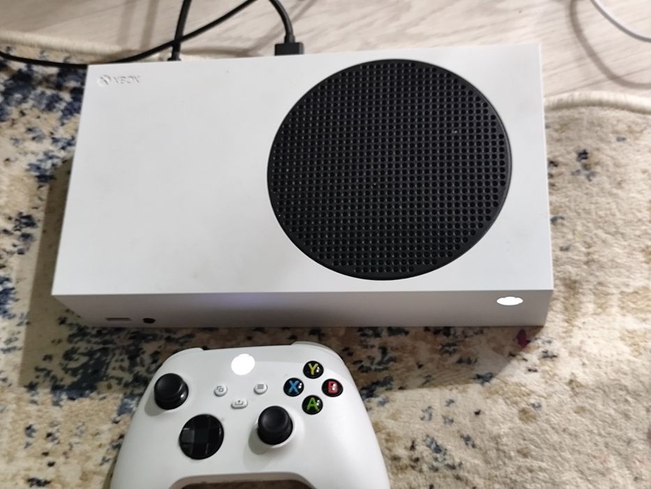 Xbox series s.   .